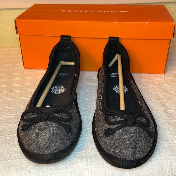Rocket Dog Shoes Rocket Dog Flats 75m Poshmark